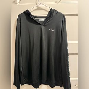 Women’s Columbia long sleeve pullover